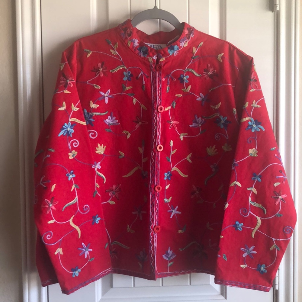 Vintage 100% cotton flower embroidered jacket